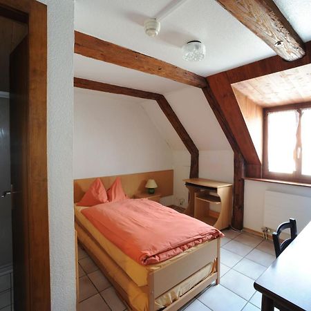 Chez Gilles Hotel Resto Bar Sa La Chaux De Fonds Exteriör bild